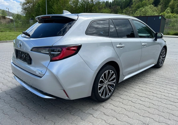 Toyota Corolla cena 110698 przebieg: 13500, rok produkcji 2022 z Krotoszyn małe 232